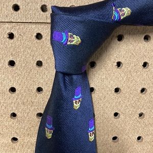 Novelty tie